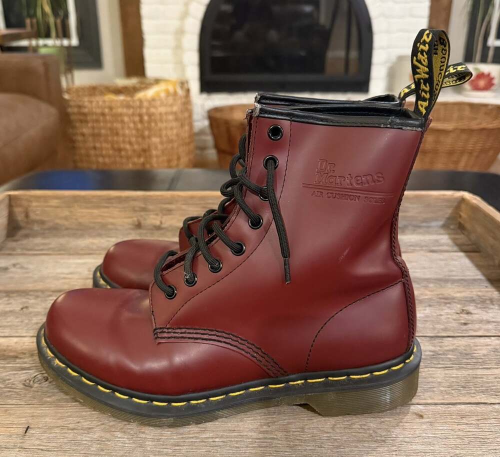 Dr. Martens 1460 Women’s Size 9 Cherry Red Burgundy Leather 8-Eye Boots - Picture 10 of 14